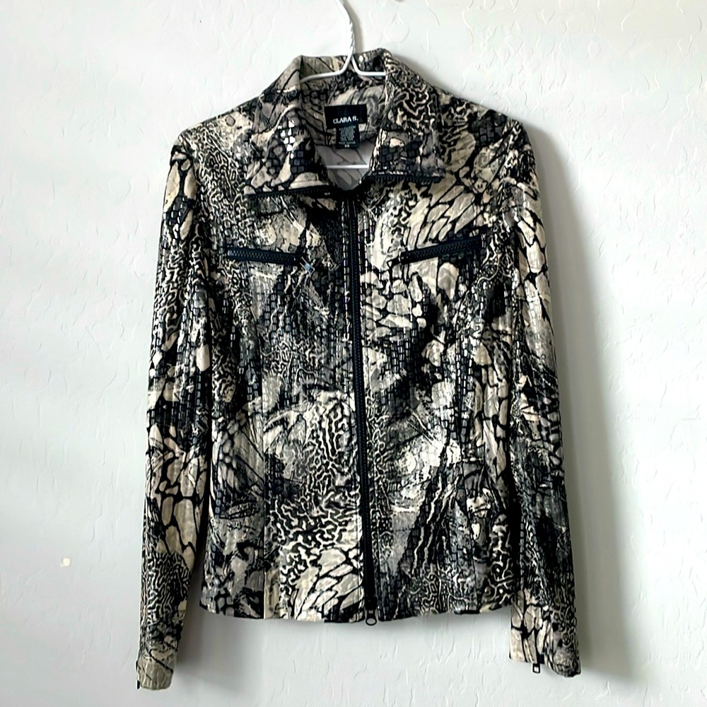 Clara S  long sleeve jacket XS